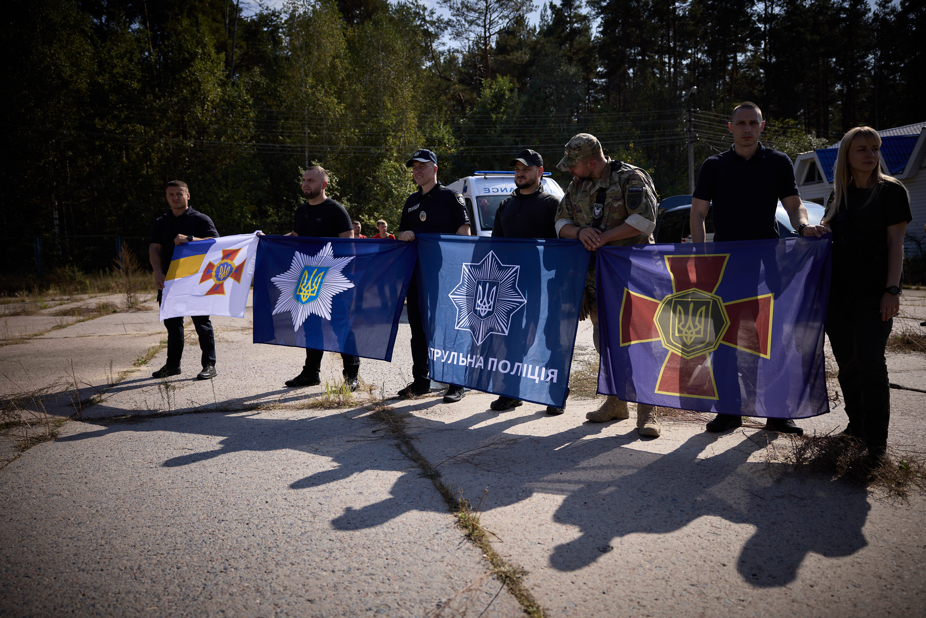 Ukrainian soldiers welcomed home in a prisoner exchange with Russia — the 250 Russian POWs from Operation Vivaldi may become leverage in future Russian POWs Ukraine exchange talks
